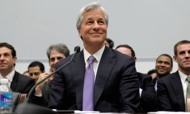 Jamie Dimon is feeling the love.