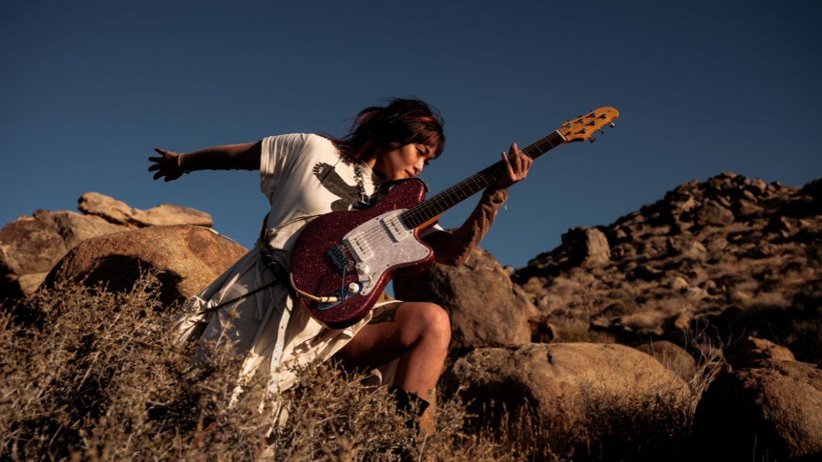 MixWave: Yvette Young amp sim plugin