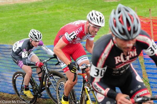 Christian Favata (RGM Watches-Richard Sachs) followed by Troy Wells (Cliff Bar)