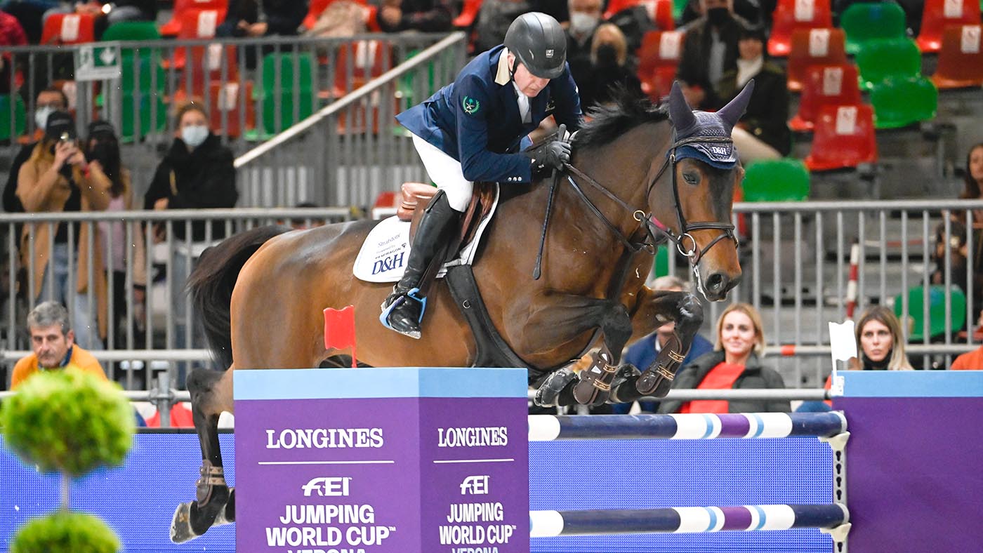 John Whitaker on Unick Du Francport
