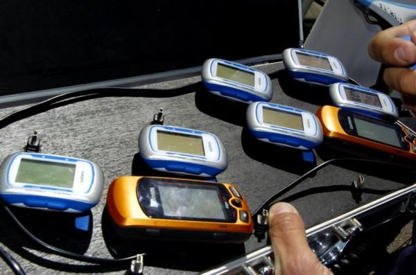 Out with the old: Garmin-Transitions is using Garmin's new Edge 500 (blue and silver) this year after using the Edge 705 (orange and blue) in 2009.