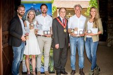 000009bcd-Cape_Town_advertorial.jpg