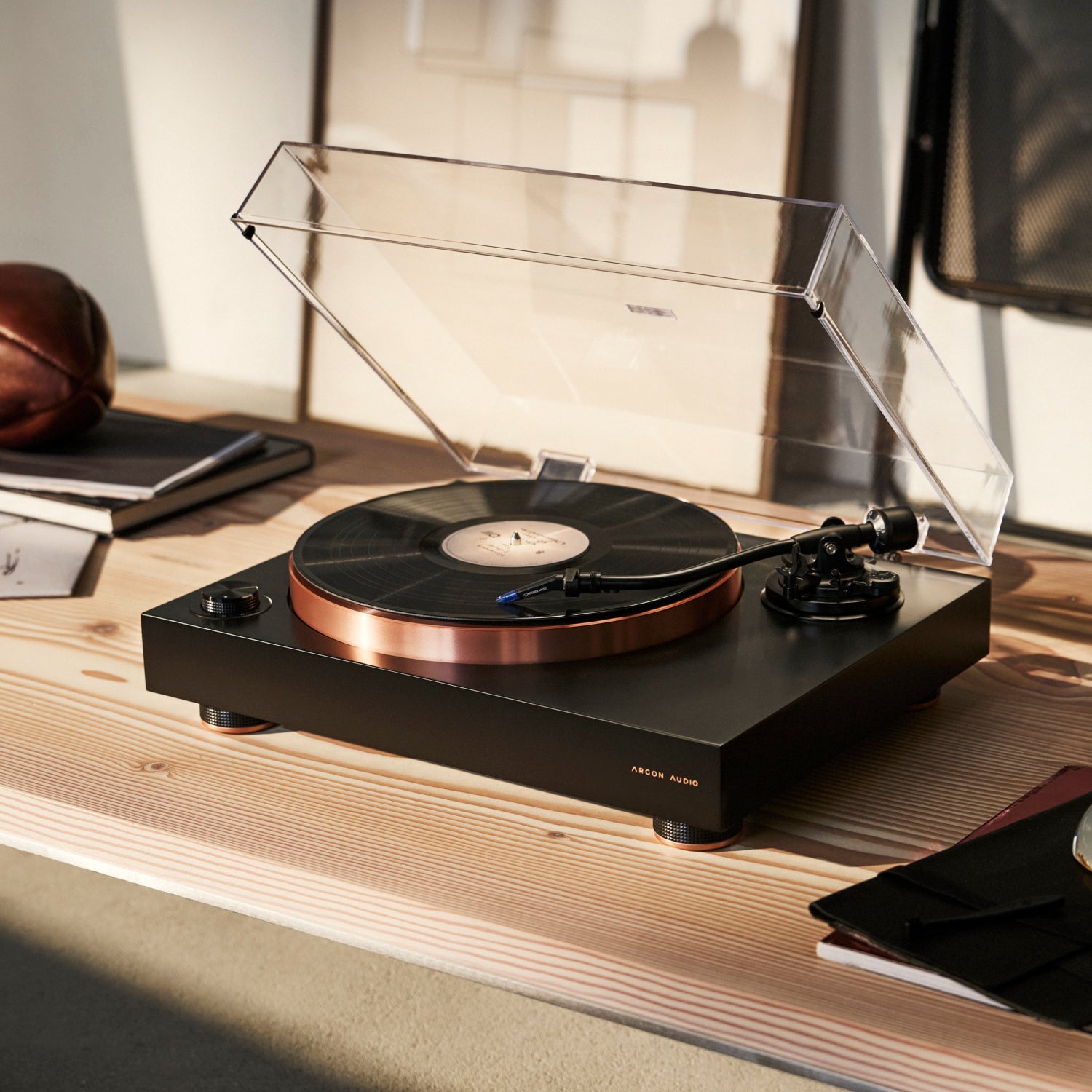 Argon Audio Aurora turntable