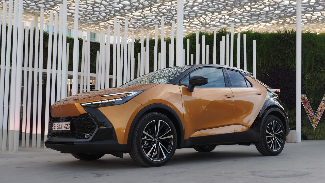 Toyota C-HR 2023