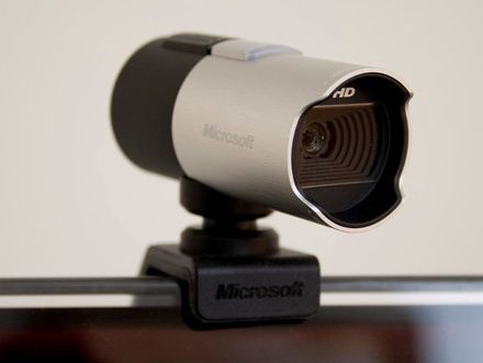 Microsoft LifeCam brings 1080p video calling | TechRadar