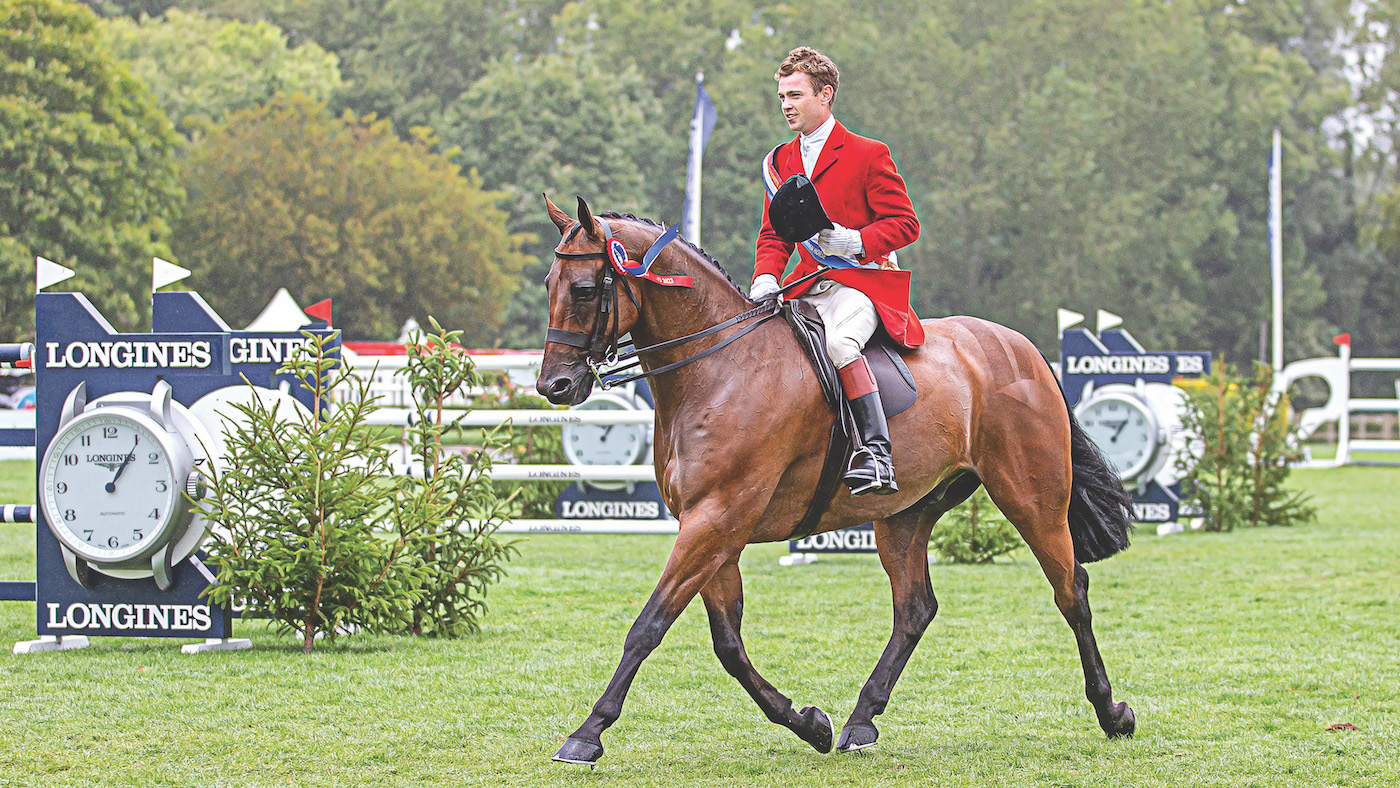 Kilcarna Brilliant wins his show hunter class at RIHS