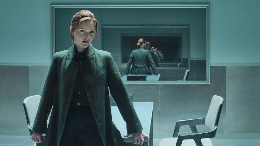 Rachel Carey (Holliday Grainger) in The Capture season 3