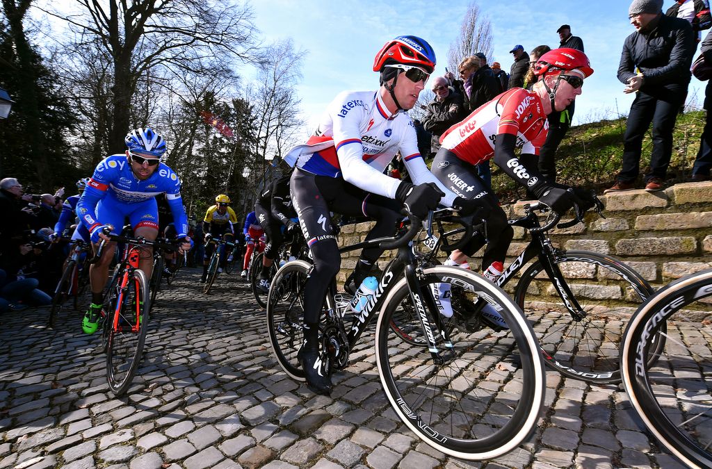 Zdeněk &Scaron;tybar (Etixx-Quick Step) on the Muur