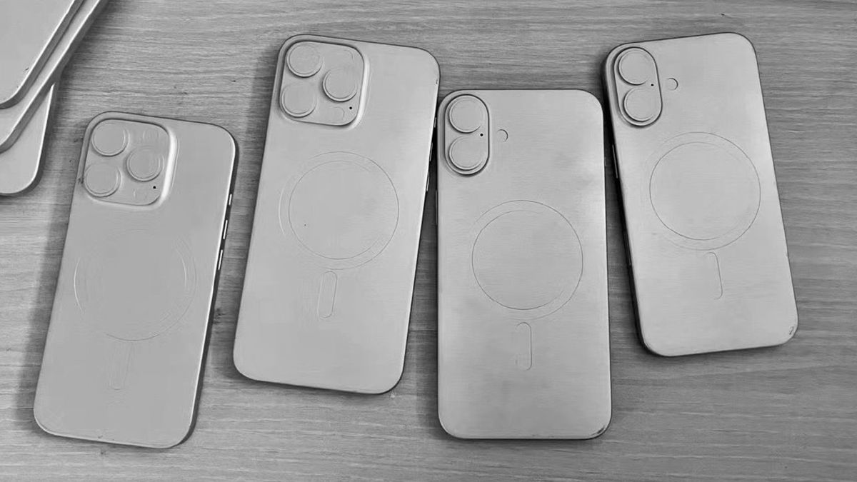 iPhone 16 Dummy Units in silver