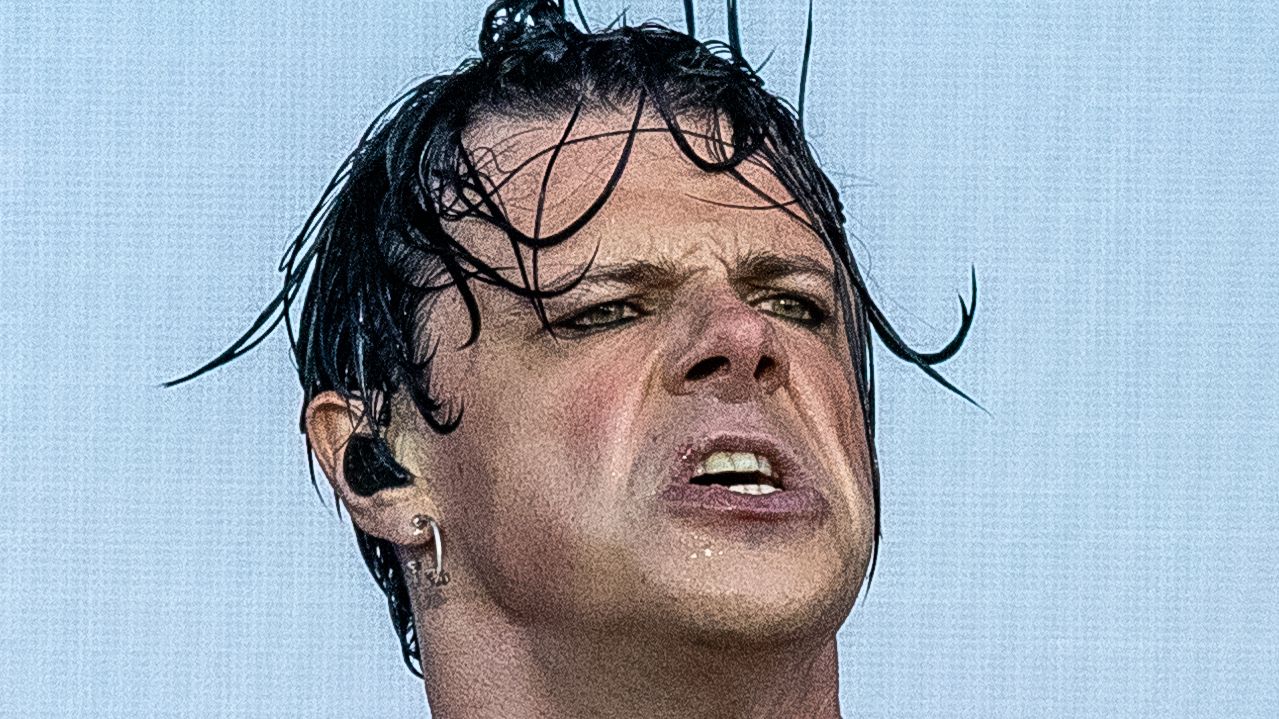 "Lately I have felt so disconnected from everything. I have felt in pain a lot and I don't know why": Artists and fans shower Yungblud with love after emotional response to "industry plant" accusations