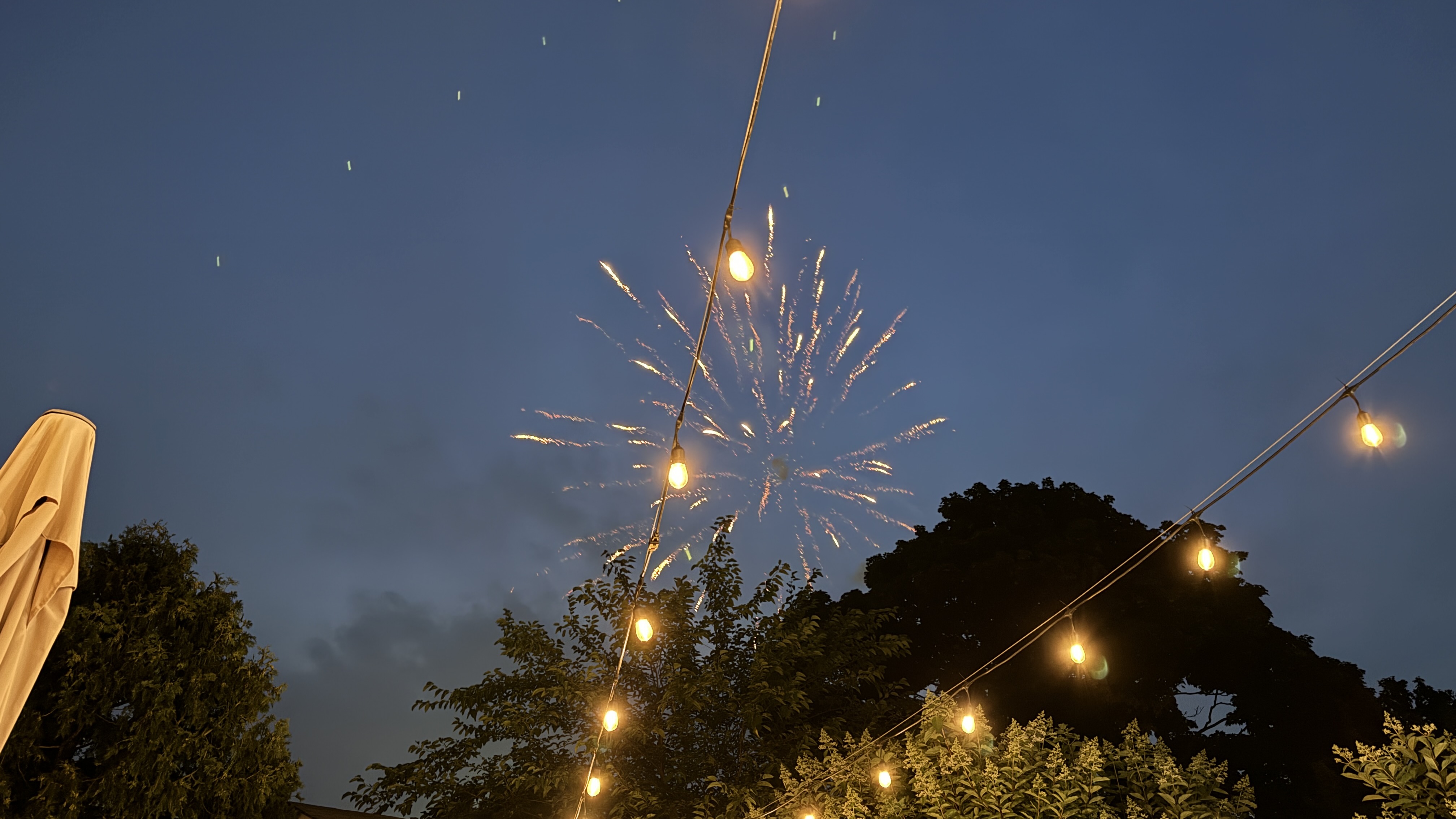 iPhone 15 Pro Max Fireworks