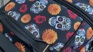 Ogio Rig 9800 Travel Bag styling