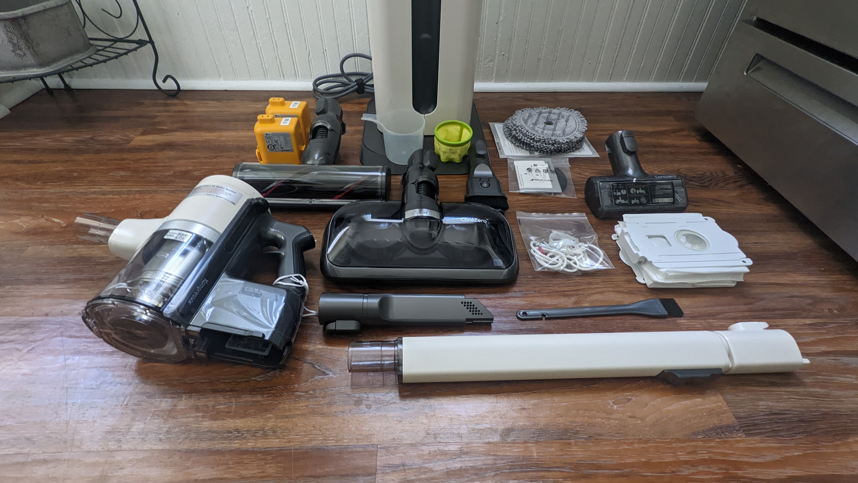 Setting up the LG CordZero All in One Auto Empty Cordless Stick Vacuum