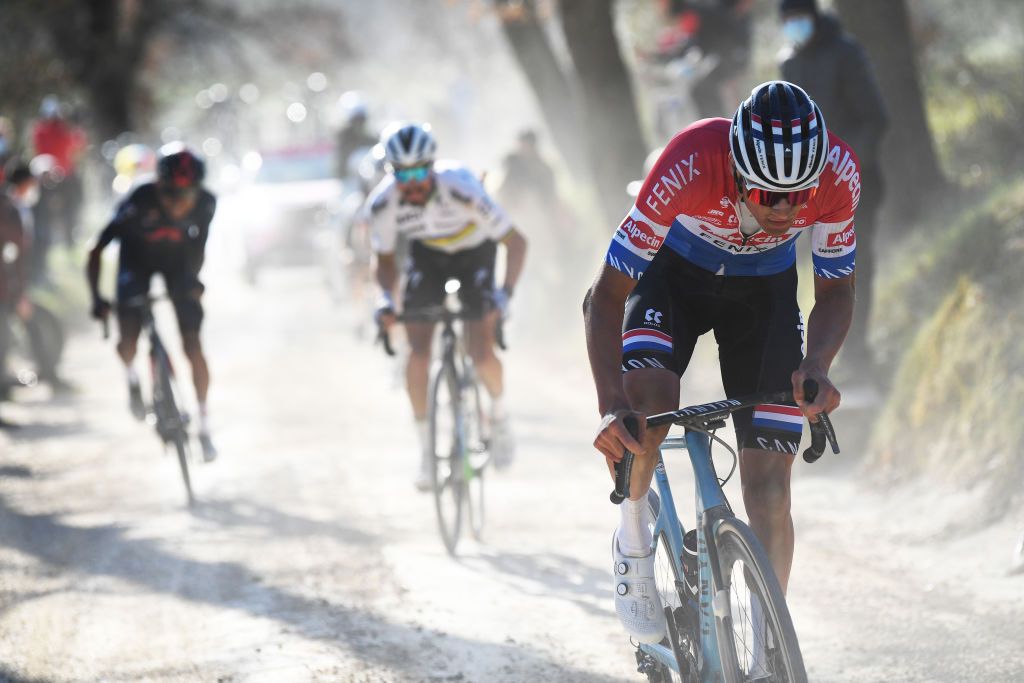 Mathieu van der Poel attacks during the 2021 Strade Bianche