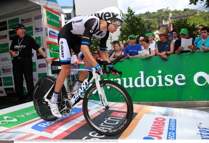 Tom Dumoulin (Giant-Shimano) starts the prologue