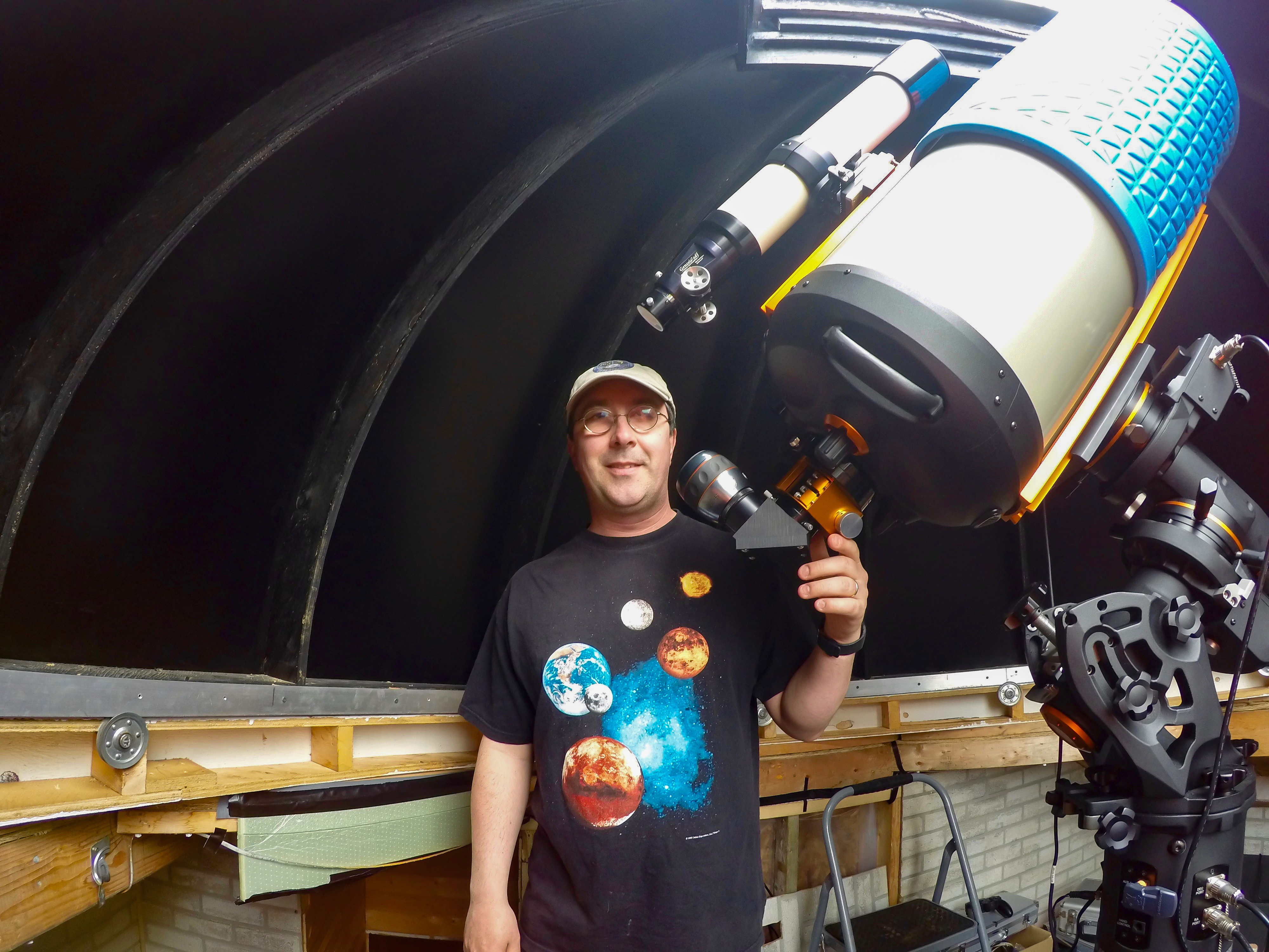 Visually Impaired Amateur Astronomer Helps Everyone See the Cosmos Space image image