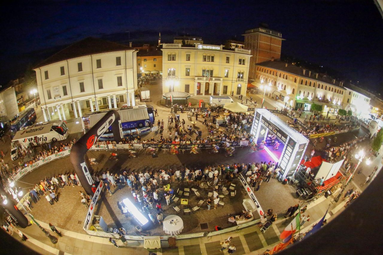 The race took place in the evening