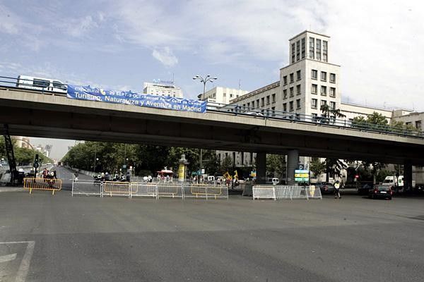 The course will now go under this bridge as part of the plan to reduce the severity of the final turn