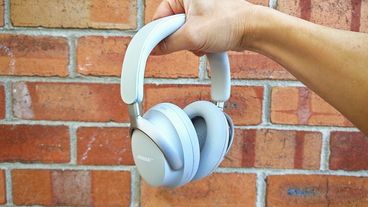 Photos featuring the Bose QC Ultras and the Sennheiser HD 650s.