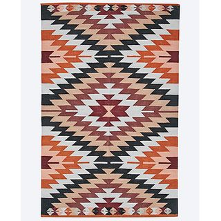 rug with geometric pattern prints