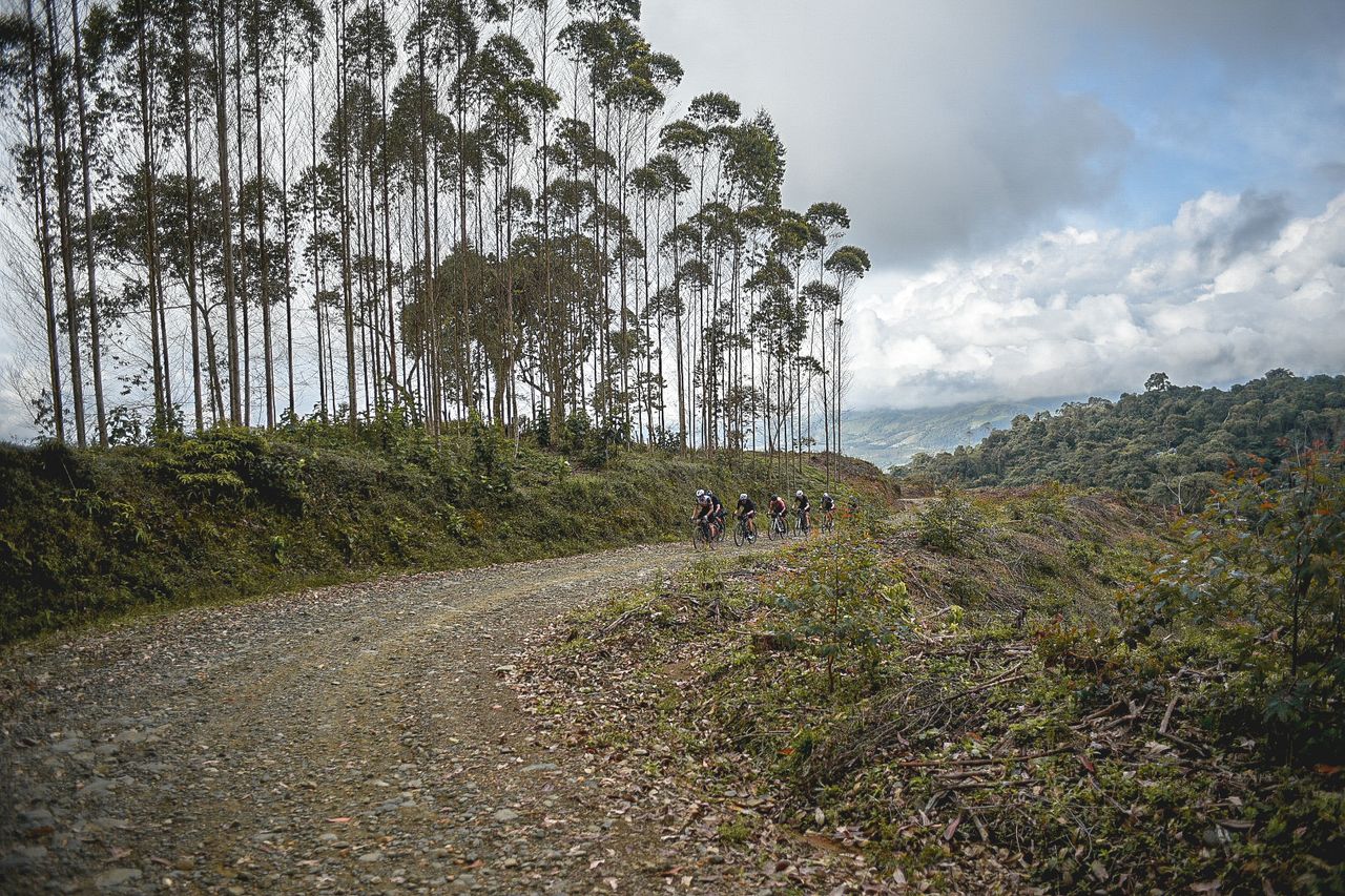 Lead pack on stage 2 of 2023 Transcordilleras