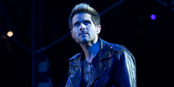 Rent Live Brennin Hunt Roger Davis Fox