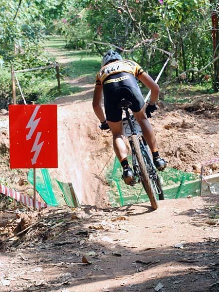 A racer approaches a dangerous section of the course.