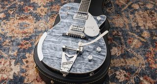 Gretsch G6134T-58 Limited Edition Penguin Pale Blue Pearl