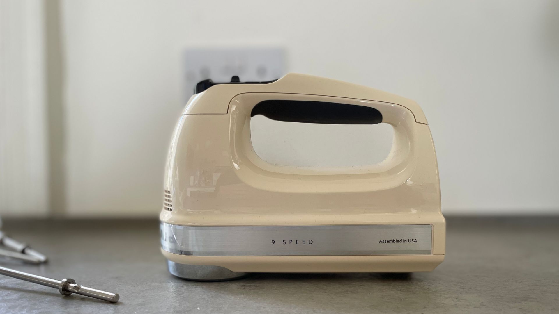 Main unit for the KitchenAid Hand Mixer