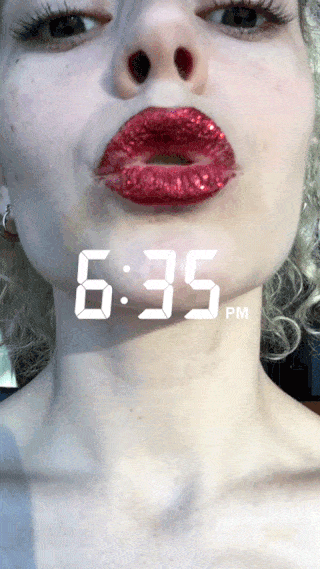 Glitter lips at 6:35pm