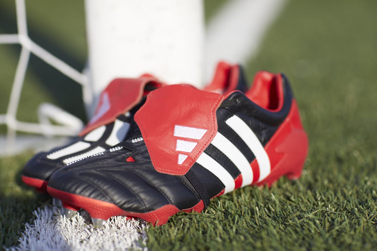 Adidas Predator Mania