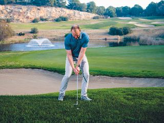 John Howells demonstrating the correct set-up for a long, lazy lob shot