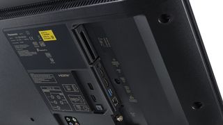 Panasonic TX-58HX800B features
