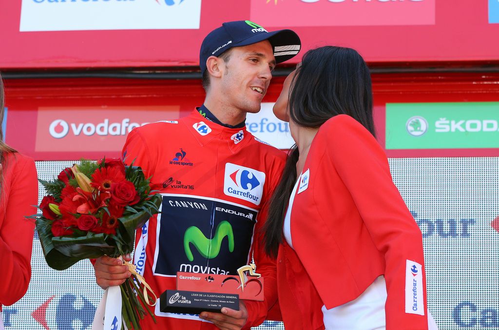 Ruben Fernandez (Movistar) in his first grand tour leader's jersey