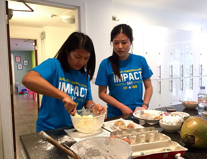 London-employees-volunteer-@-Ronald-McDonald-House.jpg