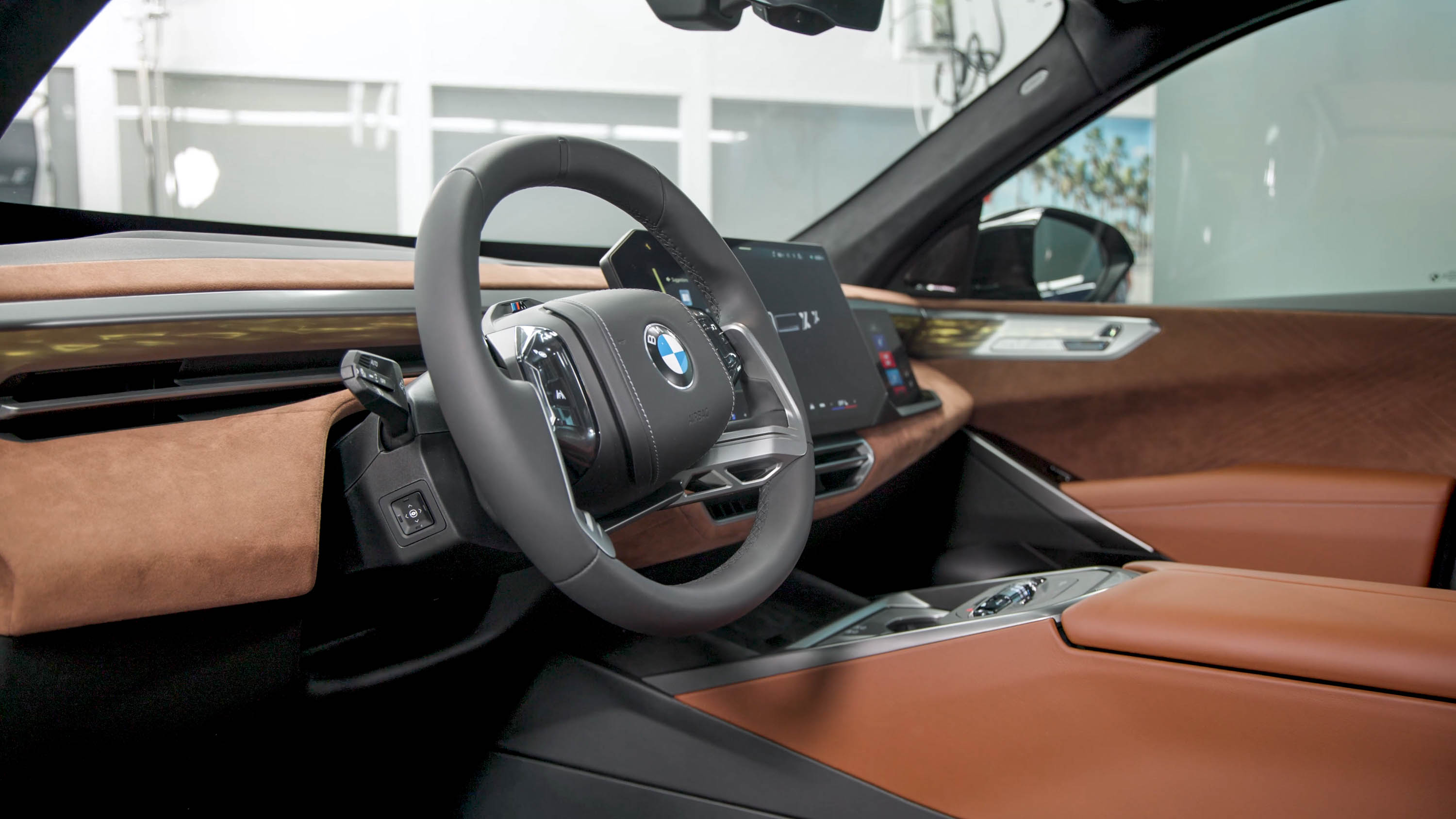 BMW iX5 EV