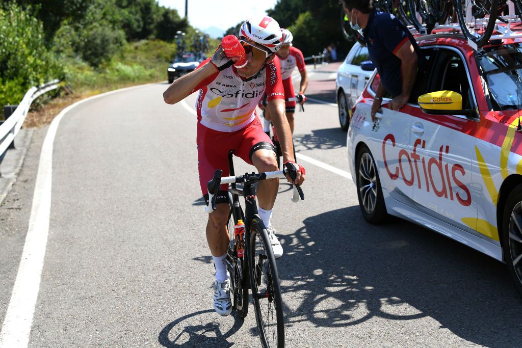 SANTA CRUZ DE BEZANA SPAIN AUGUST 31 Guillaume Martin of France and Team Cofidis injured after crash during the 76th Tour of Spain 2021 Stage 16 a 180km stage from Laredo to Santa Cruz de Bezana lavuelta LaVuelta21 on August 31 2021 in Santa Cruz de Bezana Spain Photo by Tim de WaeleGetty Images