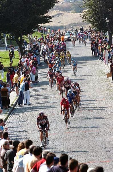 The cobbles caused pain