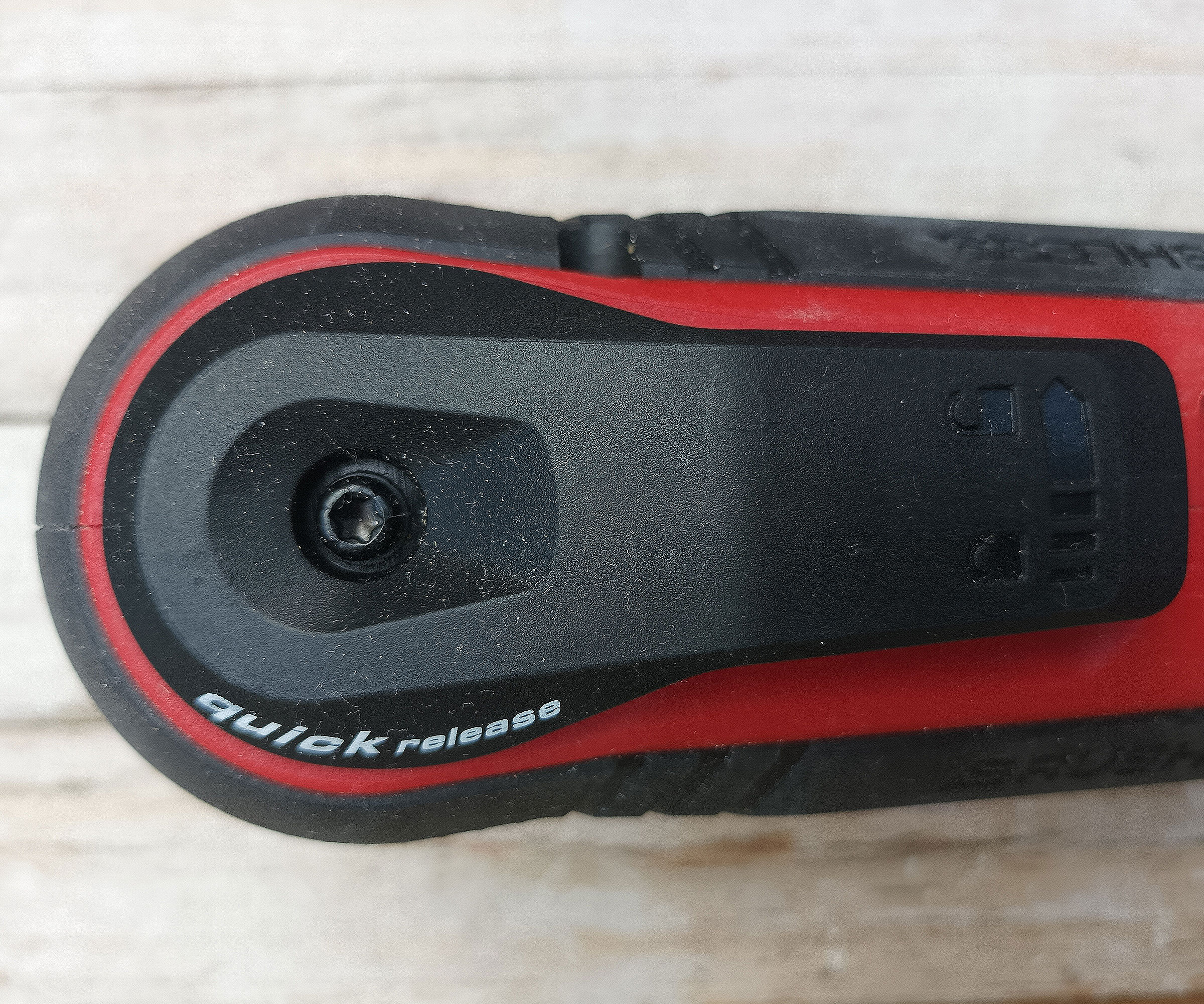 Top down shot of Einhell Multitool quick release handle