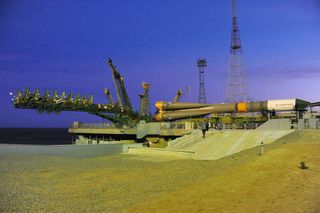 Soyuz Launch Vehicle Rollout to the Launch Pad, Nov. 23, 2013