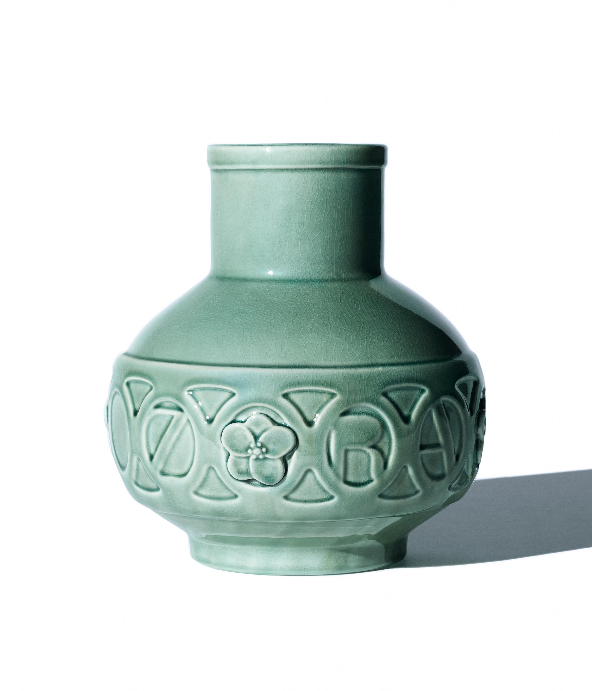 Leslie Zhang Ceramic Vase