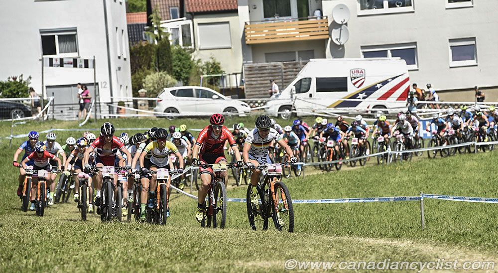 Sabine Spitz (Wiawis Bikes Pro Team) leading at start