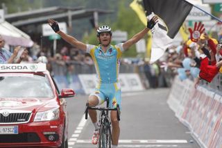 Roman Kreuziger (Astana Pro Team) wins stage 19 of the Giro d'Italia