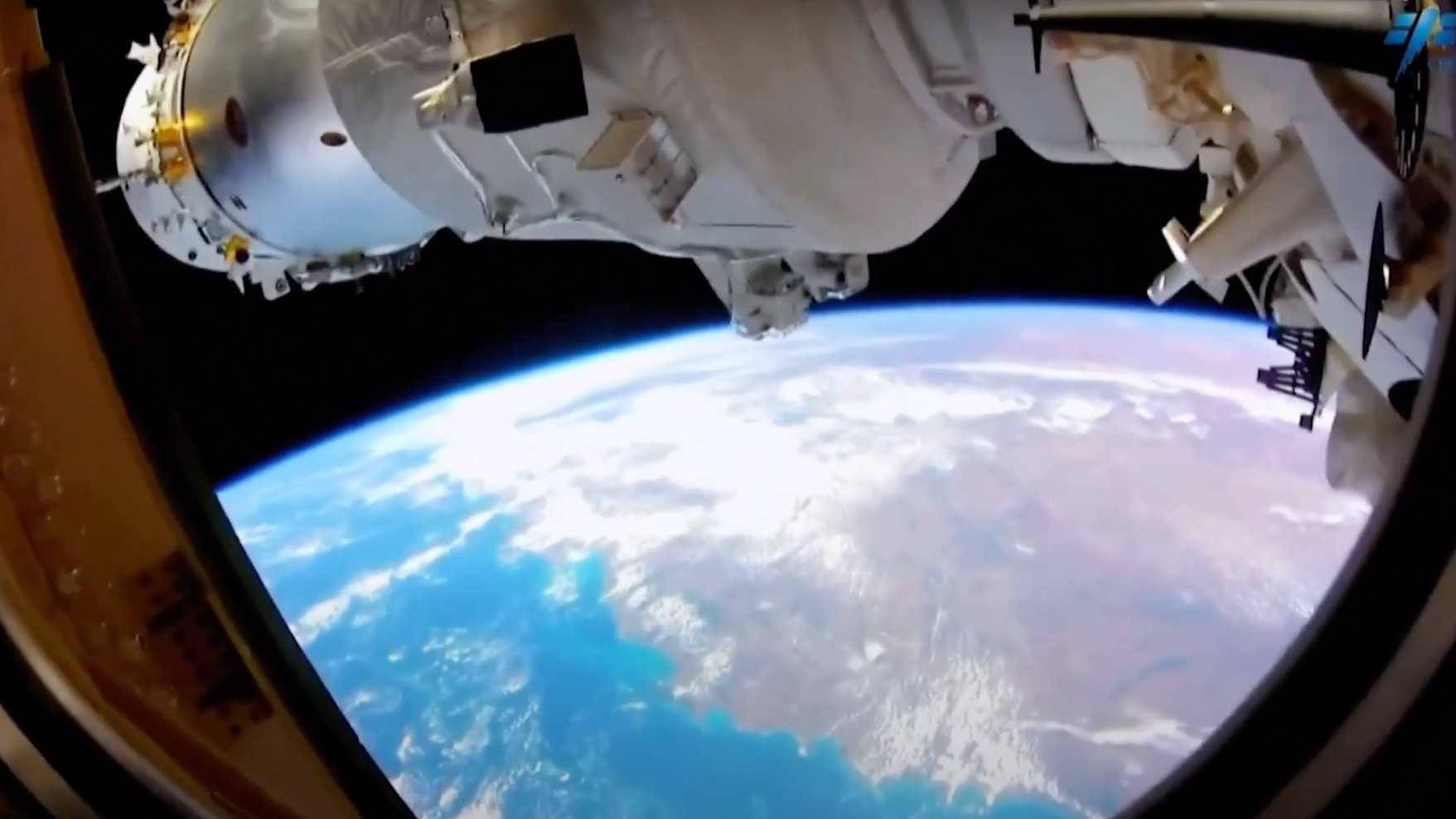 China’s youngest space station crew send home spectacular views from space (video) Space