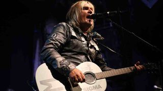 Mike Peters
