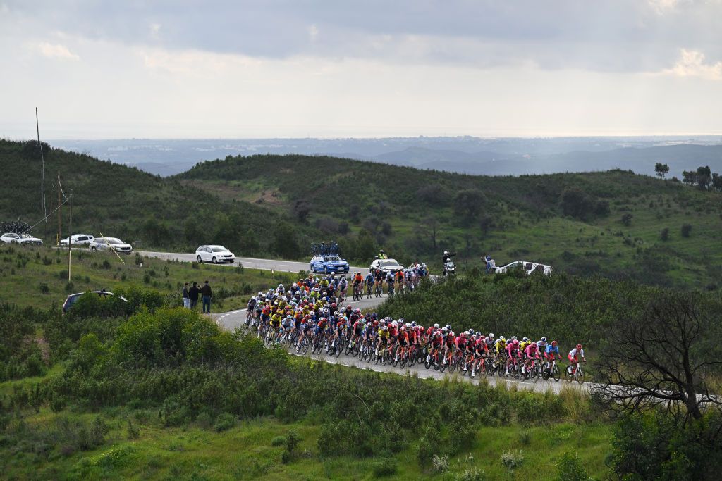 TAVIRA PORTUGAL FEBRUARY 21 A general view of the peloton climbing to Faz Fato 230m during to the 51st Volta ao Algarve em Bicicleta Stage 3 a 1835km stage from Vila Real Santo Antonio to Tavira on February 21 2025 in Tavira Portugal Photo by Tim de WaeleGetty Images