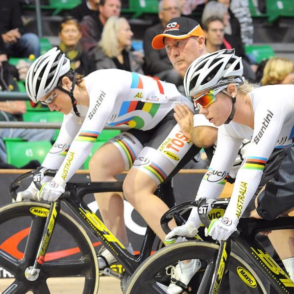 Meares and McCulloch line up for the Women's Sprint Final.
