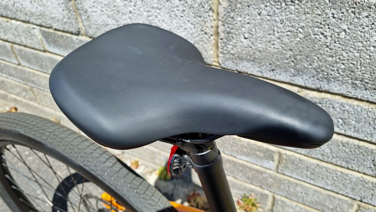 A wide and cushioned saddle