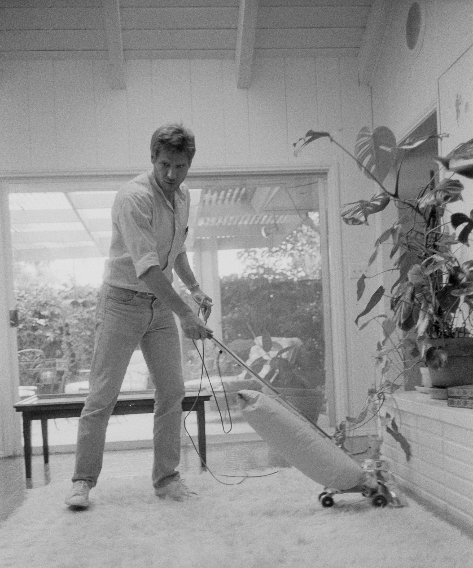 harrison ford in his living room in 1981