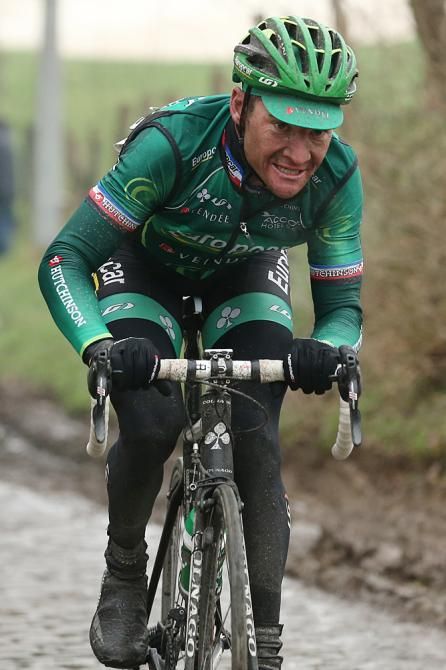 Thomas Voeckler (Europcar) put in a very promising attack in the finale of Dwars door Vlaanderen